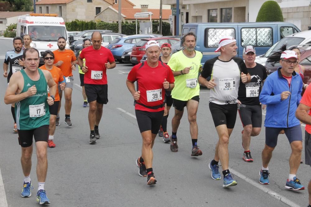 Más de medio millar de corredores completaron el espectacular y exigente recorrido de 21 kilómetros por la Costa da Vela de Cangas.