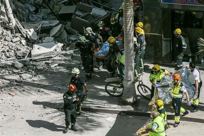 Derrumbe de un edificio de viviendas en Los Cristianos