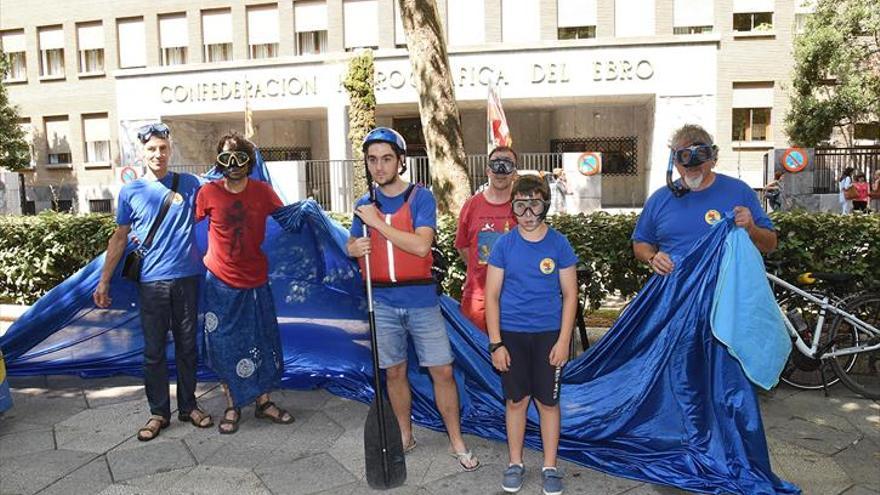 Los opositores al embalse piden el apoyo de la sociedad