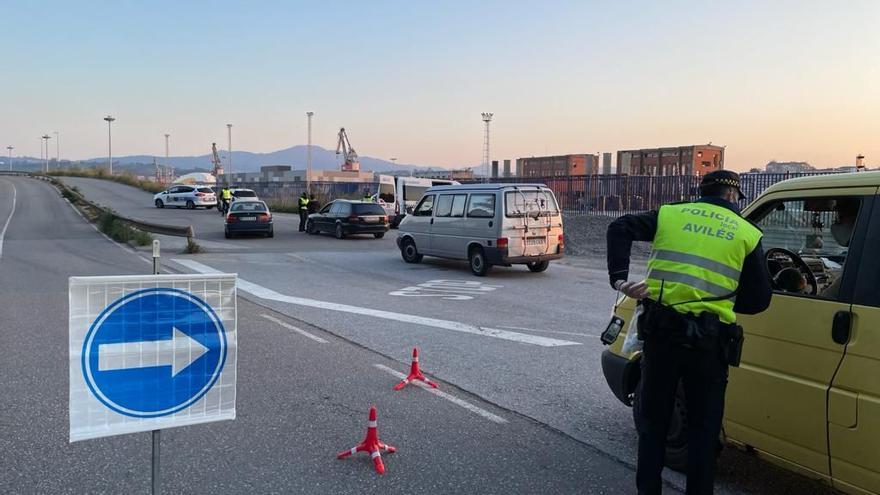 Uno de los controles de Policía Local, el pasado sábado.