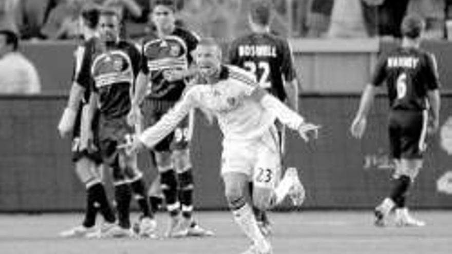 David Beckham marca su primer gol con Los Angeles Galaxy