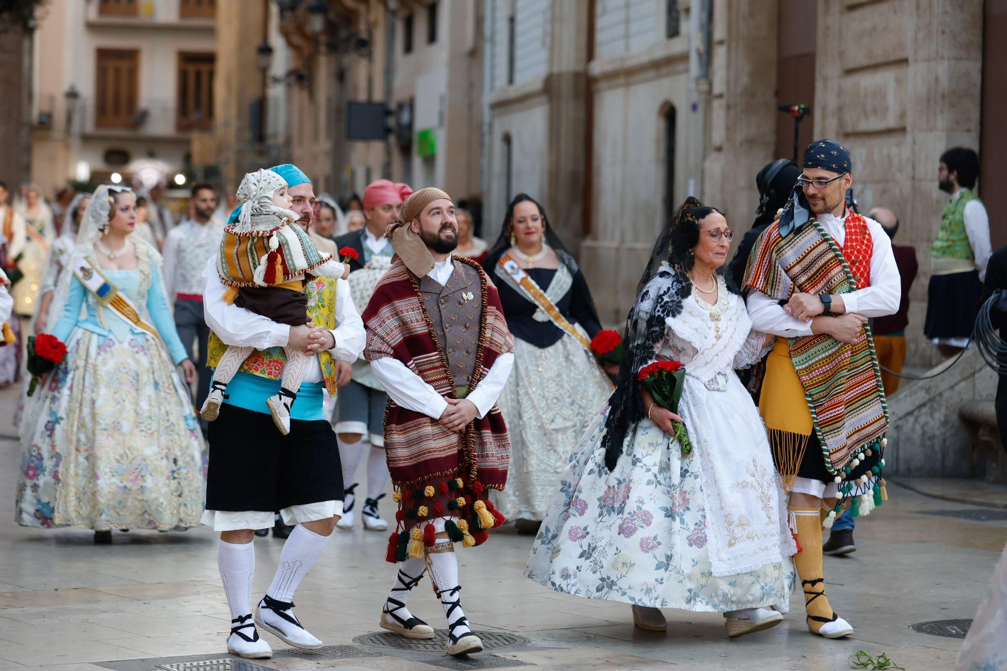 Búscate en el primer día de la Ofrenda en la calle San Vicente entre las 18:00 y las 19:00