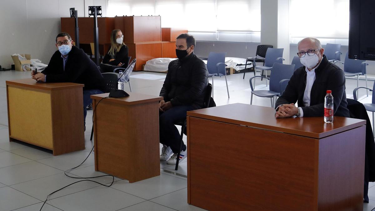 Los cabecillas de Emarsa durante el último juicio por el que ahora han sido condenados.