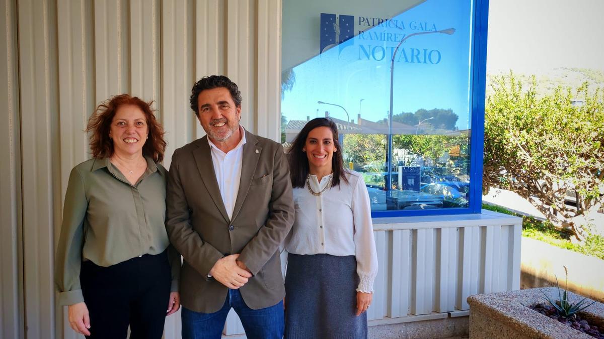 El Ayuntamiento de Calvià ha formalizado este viernes la venta de las 12 viviendas al Ibavi