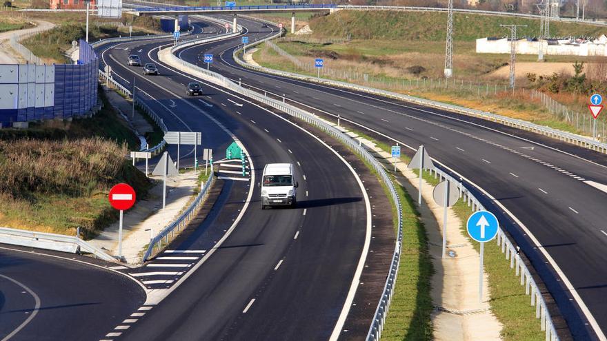 Una confusión desata la alarma por la posible presencia de un kamikaze en la autovía en Luarca