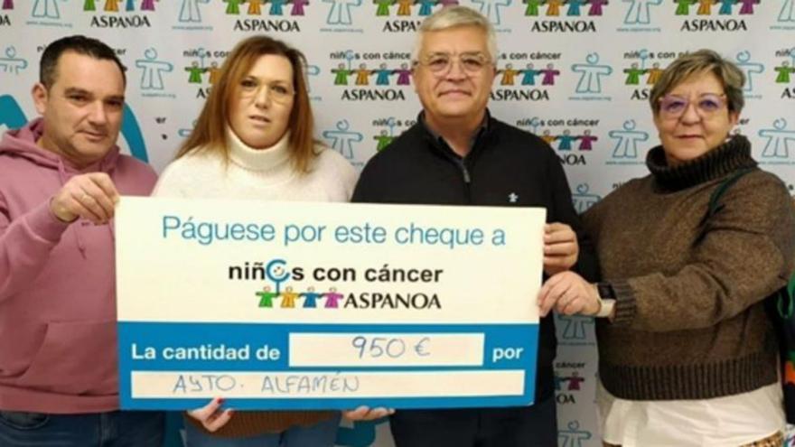 Casi 1.000 euros para apoyar la labor de Aspanoa