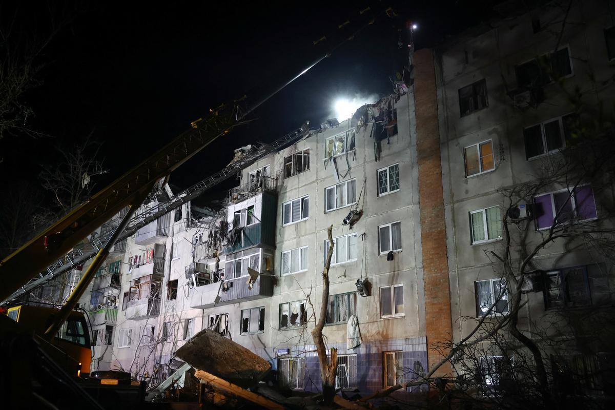 Nueve muertos y más de 20 heridos tras un bombardeo ruso en Sloviansk, en Donetsk.