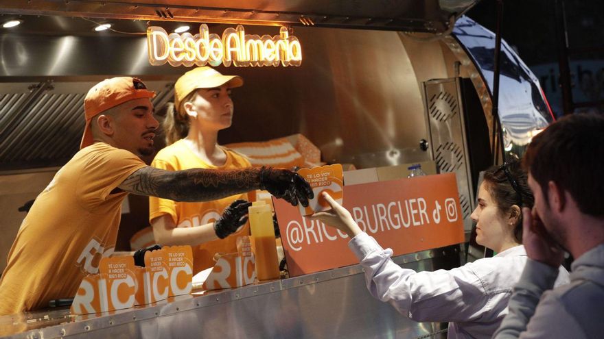 &quot;The Champions burguer&quot;, en busca del mejor bocado universal en Gijón