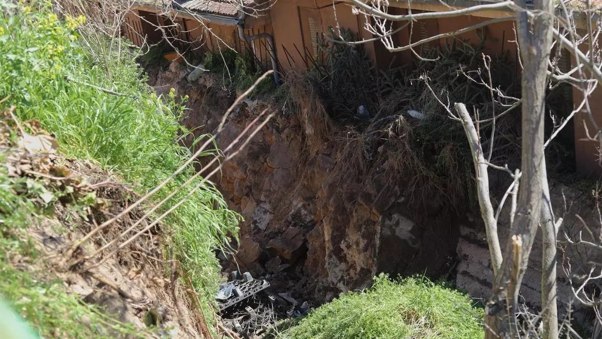 Vecinos de Rabiche: "Veíamos cerca una desgracia, el hormigón manaba agua"