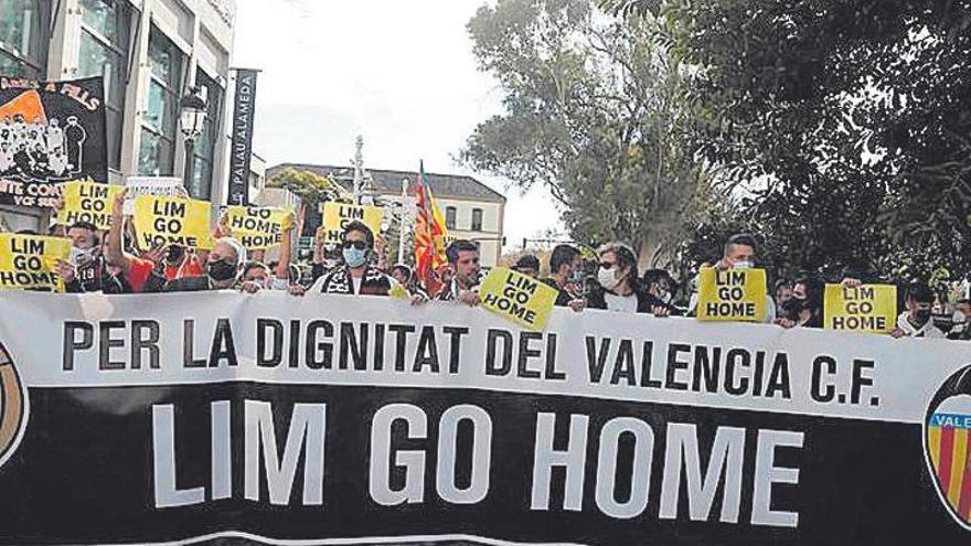 Peter Lim ya no engaña a nadie en el Valencia