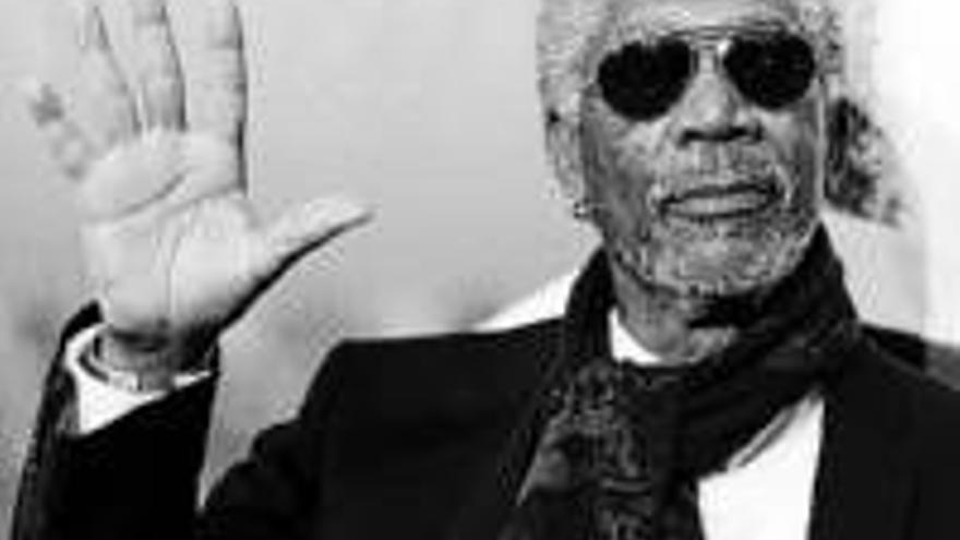 Morgan Freeman: EL ACTOR SE VUELCA EN ´INVICTUS´ ENDAR VIDA A MANDELA