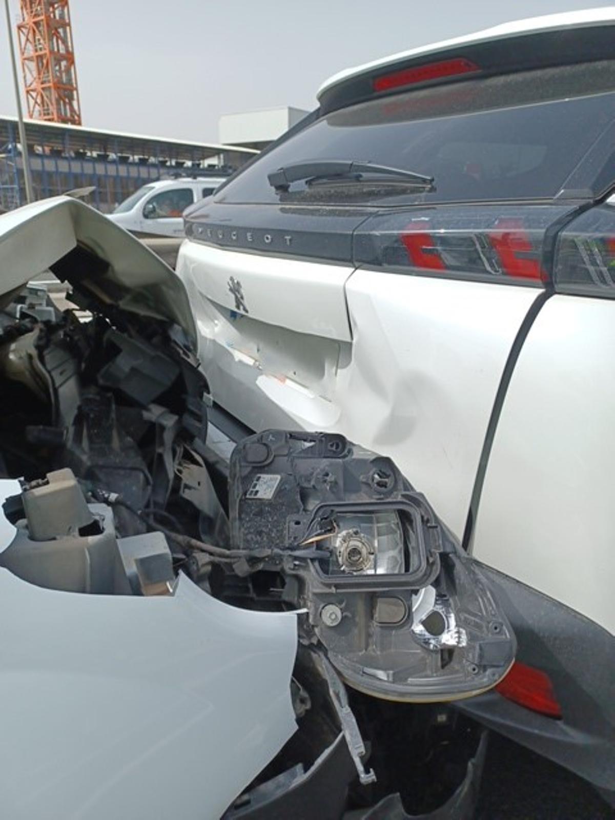 Estado de dos de los vehículos implicados en el accidente.