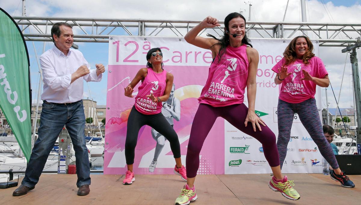 Sesión de Latin Dance en la XII Carrera de la Mujer (2017).