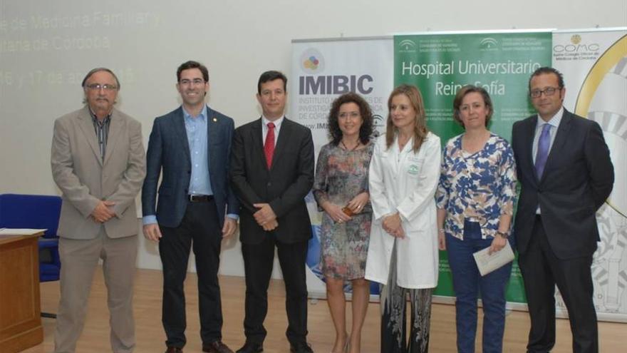 Más de 120 médicos residentes participan en las jornadas científicas de medicina familiar