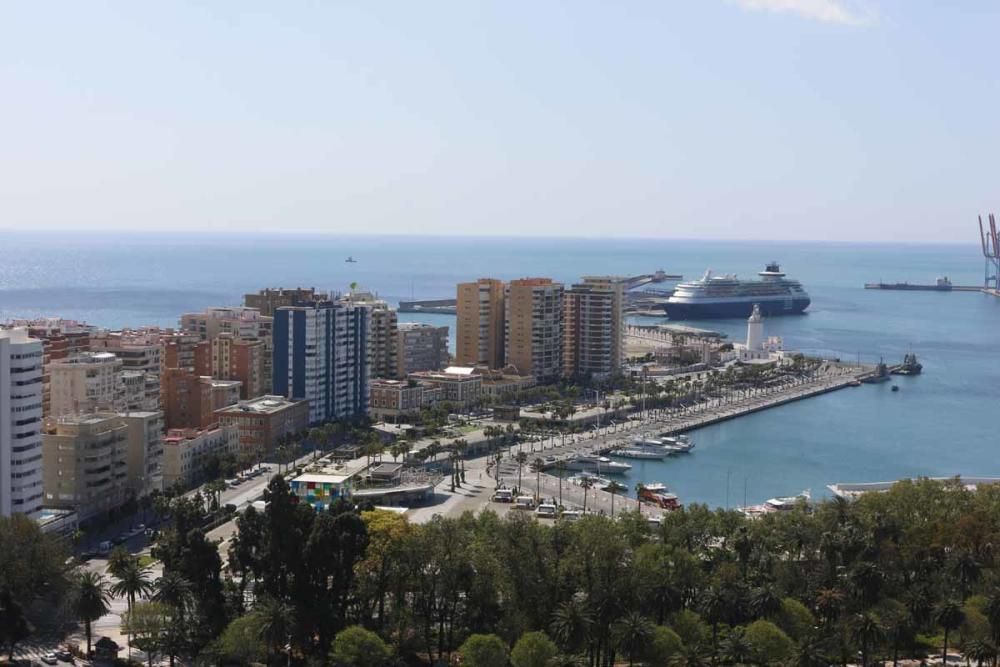 La Málaga desierta desde las alturas