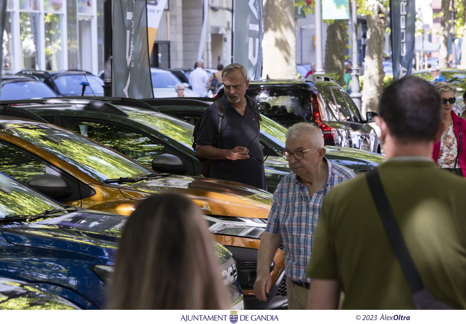 Primer día de la Fira del Motor de Gandia