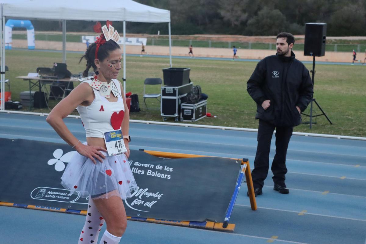 No faltaron los atletas disfrazados en la carrera