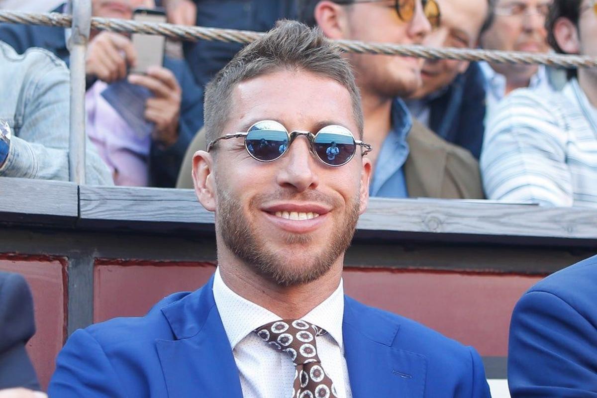 Sergio Ramos con gafas de moderno