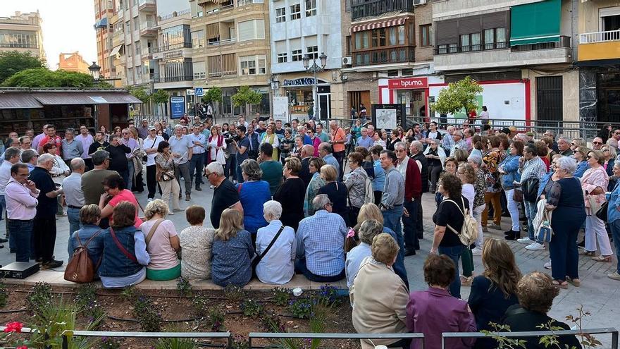 Concentración de la Plataforma por la Sanidad Pública de Puente Genil.