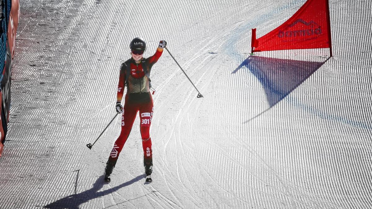 L'esquiadora Laia Sellés en el moment de guanya la medalla d'or a Bormio