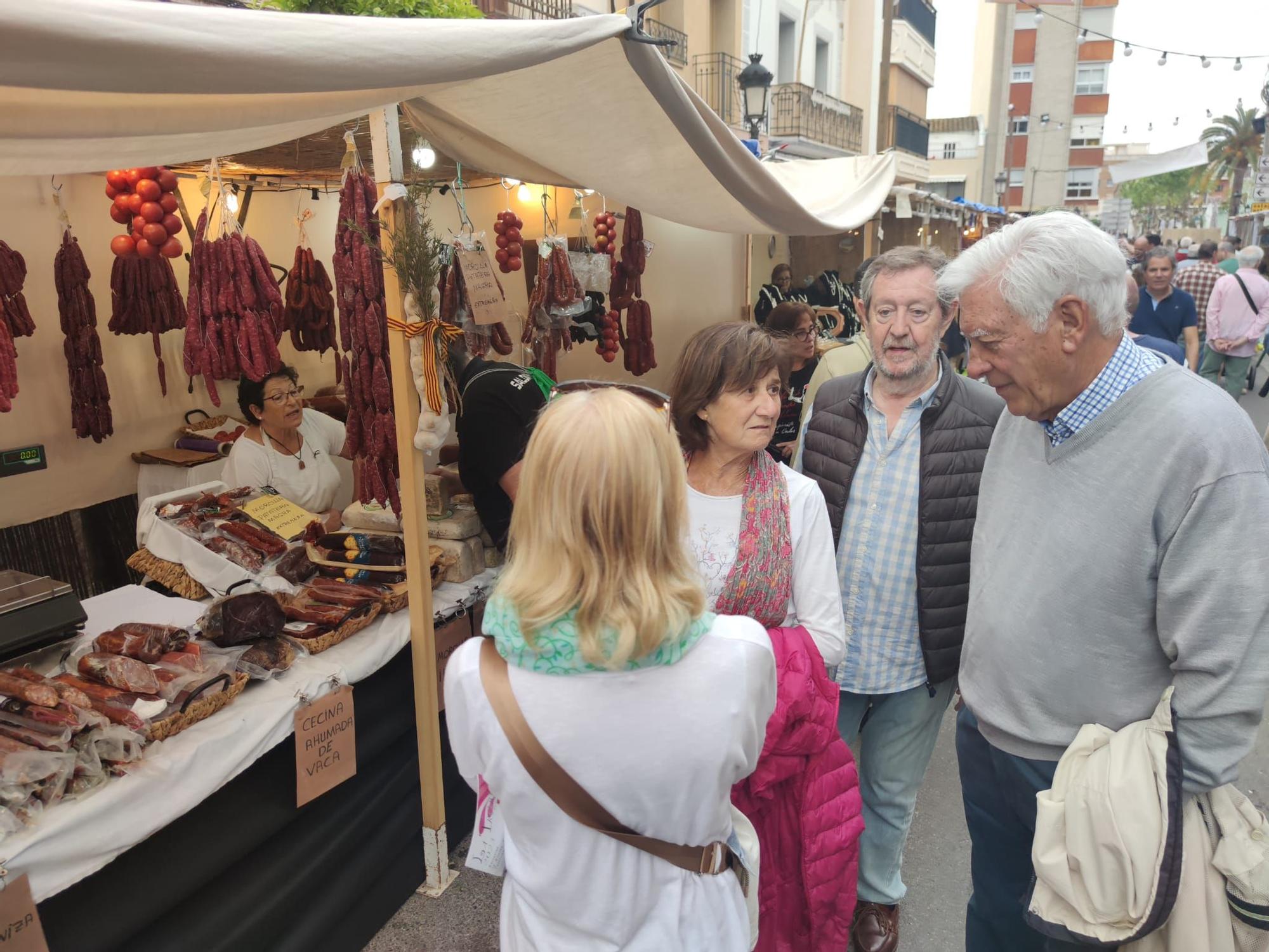 ¡Búscate en la macrogalería! Castellón vive un puente de fiestas en los municipios