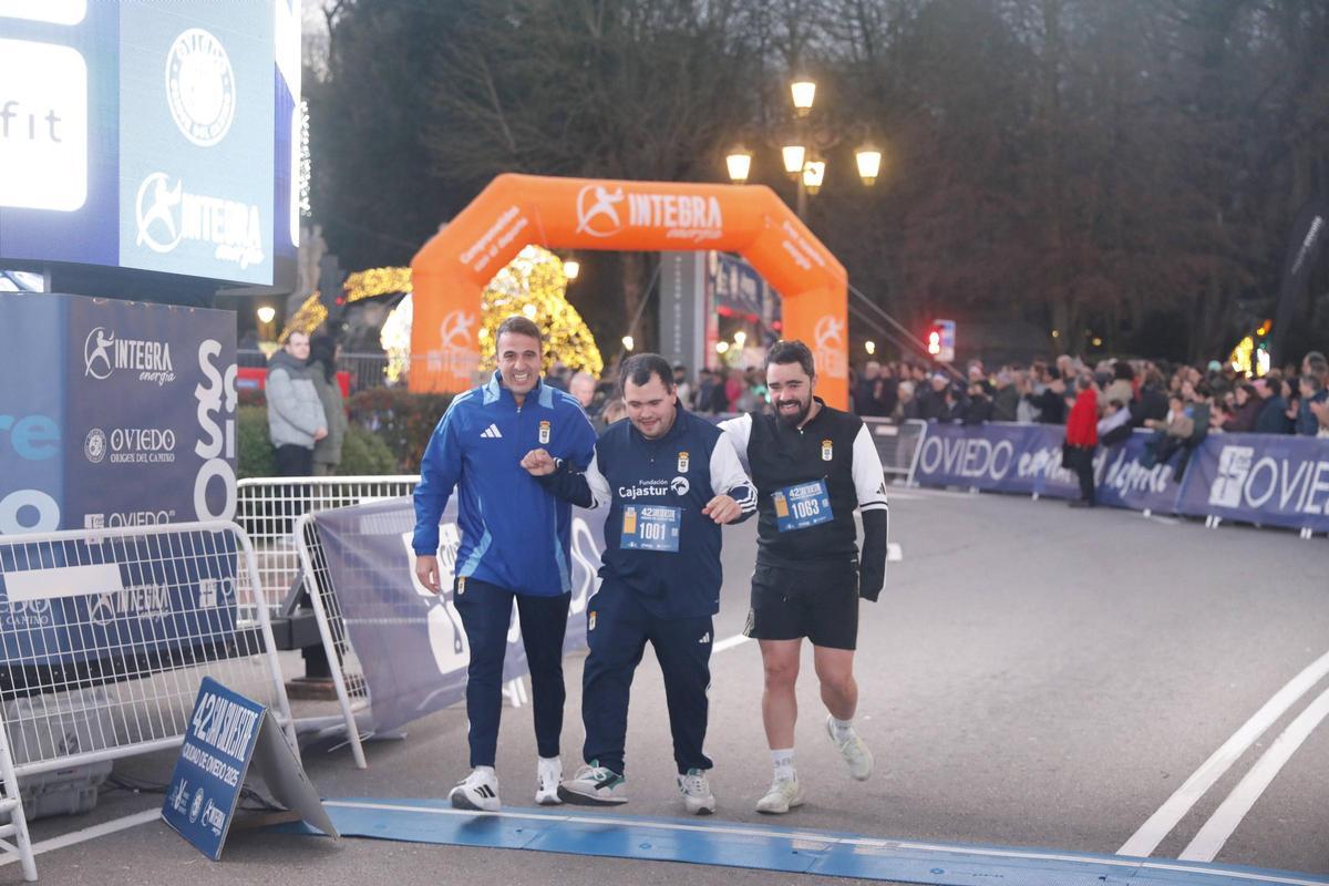 EN IMÁGENES: Así fue la San Silvestre 2025 de Oviedo