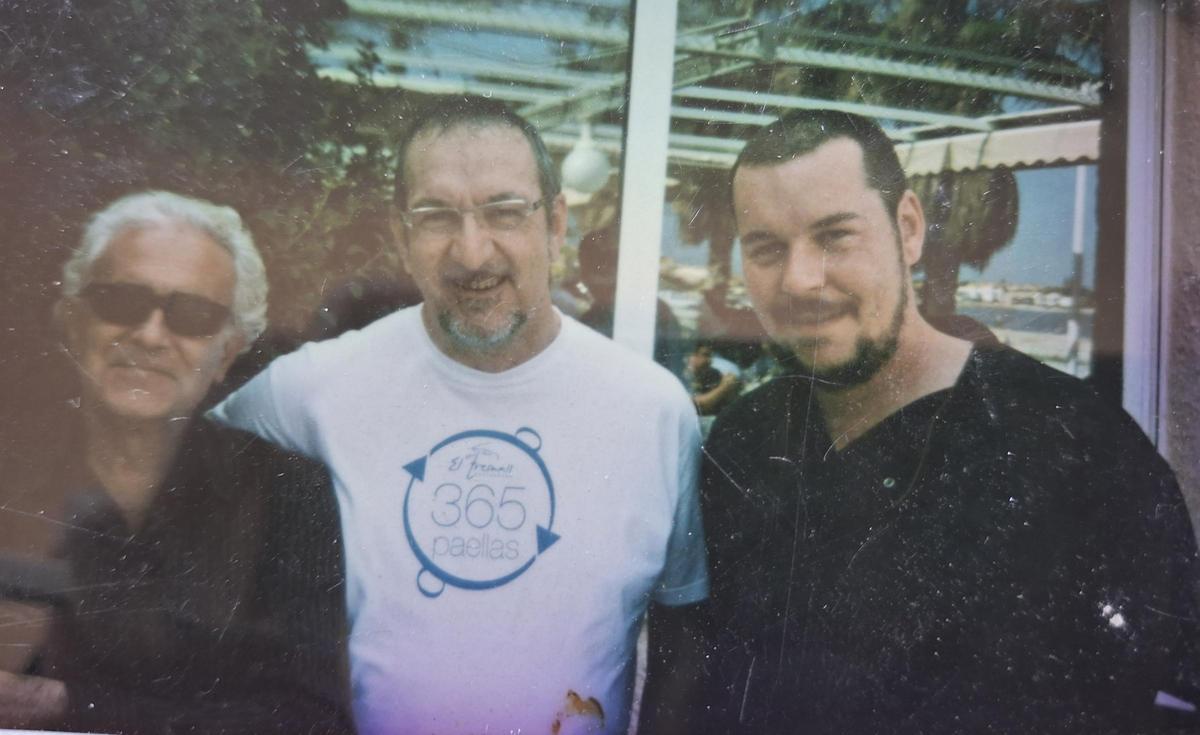Los recuerdos de la Polaroid: Fernando, un amigo, Pere Joan (falleció en agosto) y Jordi Andrés