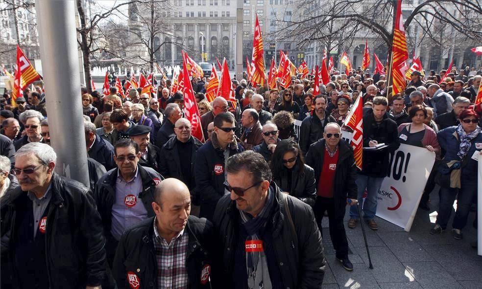 Protesta en Zaragoza contra la caída de los salarios