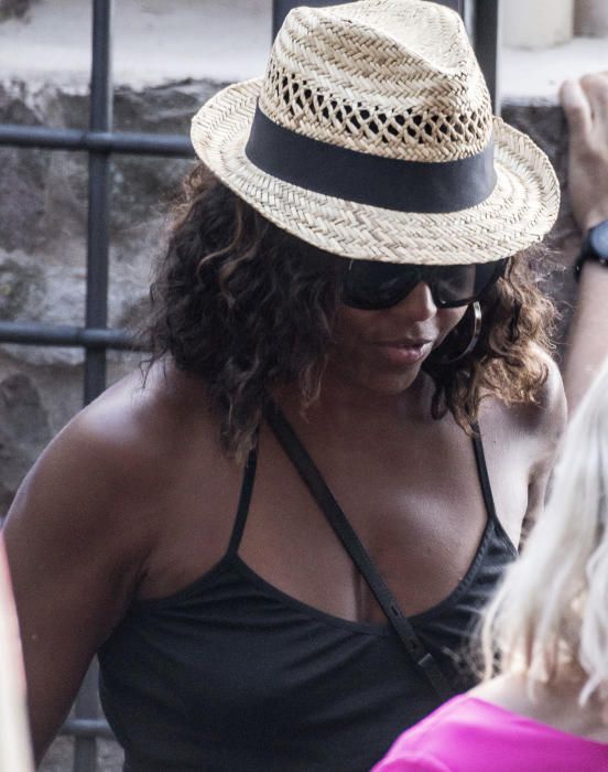 Michelle Obama sigue su visita a Mallorca con amplio dispositivo de seguridad