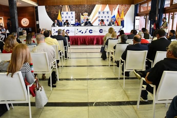 07/05/2019 LAS PALMAS DE GRAN CANARIA. .Los candidatos de los principales partidos al Cabildo de Gran Canaria contrastan sus propuestas en un debate organizado or la cadena COPE, en el Real Club Náutico de Gran Canaria. Nueva Canarias, Antonio Morales. JxGC Coalición Canaria, José Miguel Bravo de Laguna. PP AV, Marco Aurelio Pérez. Sí Podemos, Sara Ramírez. PSOE, Luis Ibarra.  Fotógrafa: YAIZA SOCORRO.  | 07/05/2019 | Fotógrafo: Yaiza Socorro