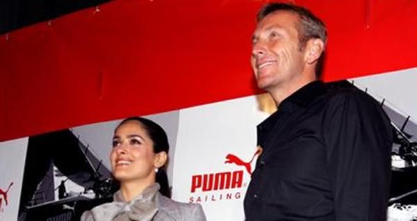Salma Hayek amadrina “Il Mostro”, el nuevo barco de competición de Puma