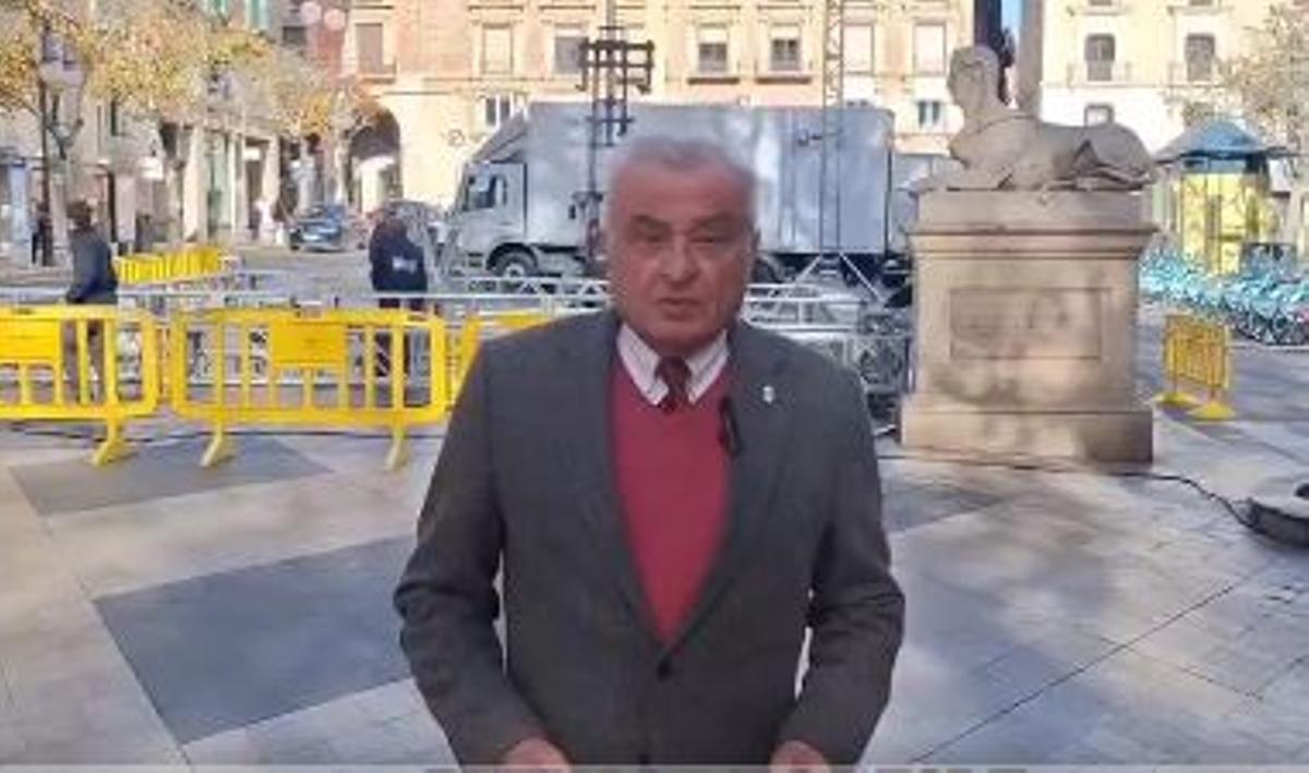 Fulgencio Coll este lunes en la plaza Joan Carles I.