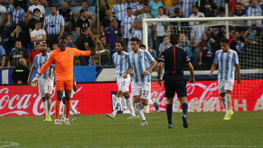 El conjunto blanquiazul solo ha encajado cuatro goles en lo que va de campaña .