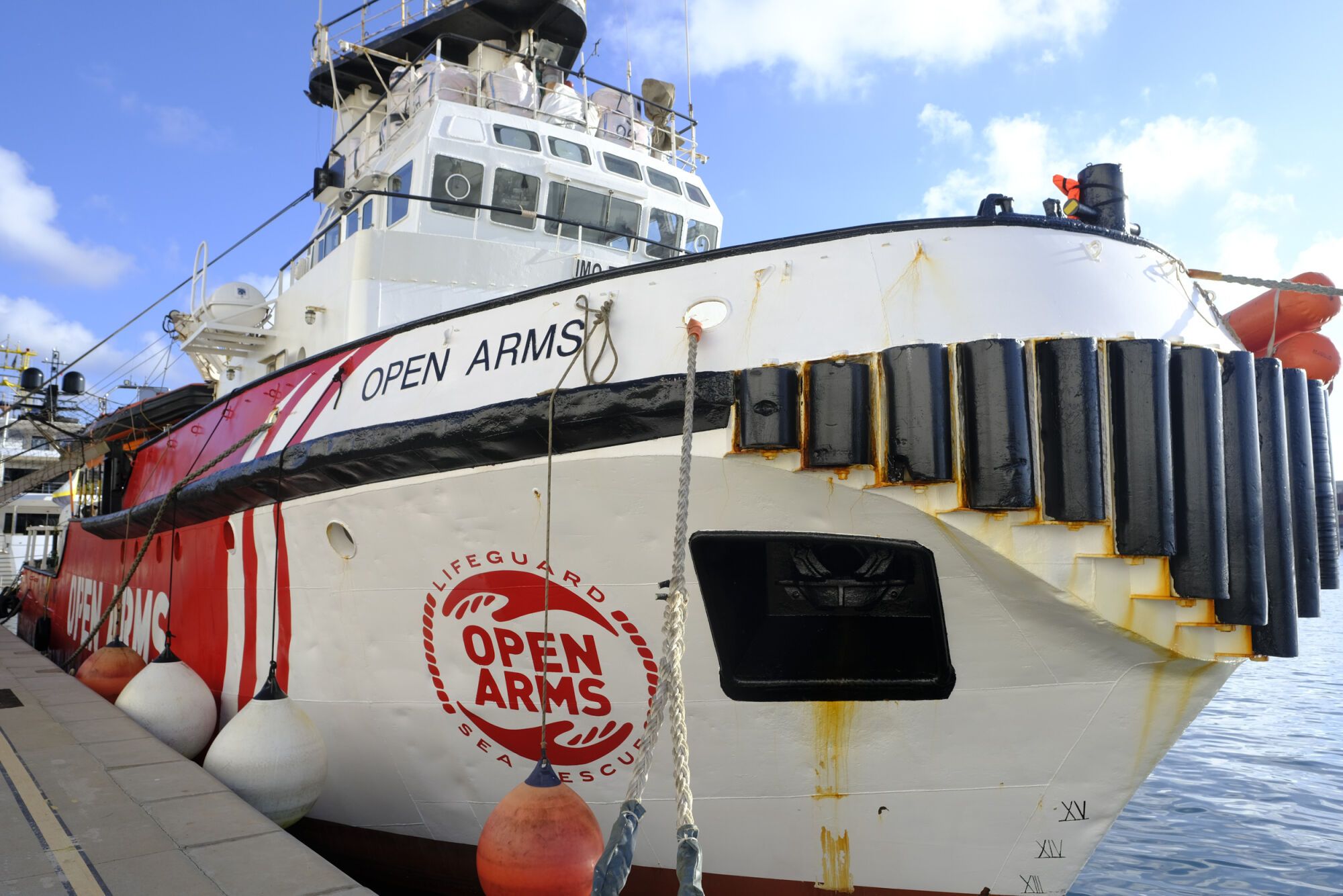 Jornada de puertas abiertas en el 'Open Arms' en el Puerto de Las Palmas