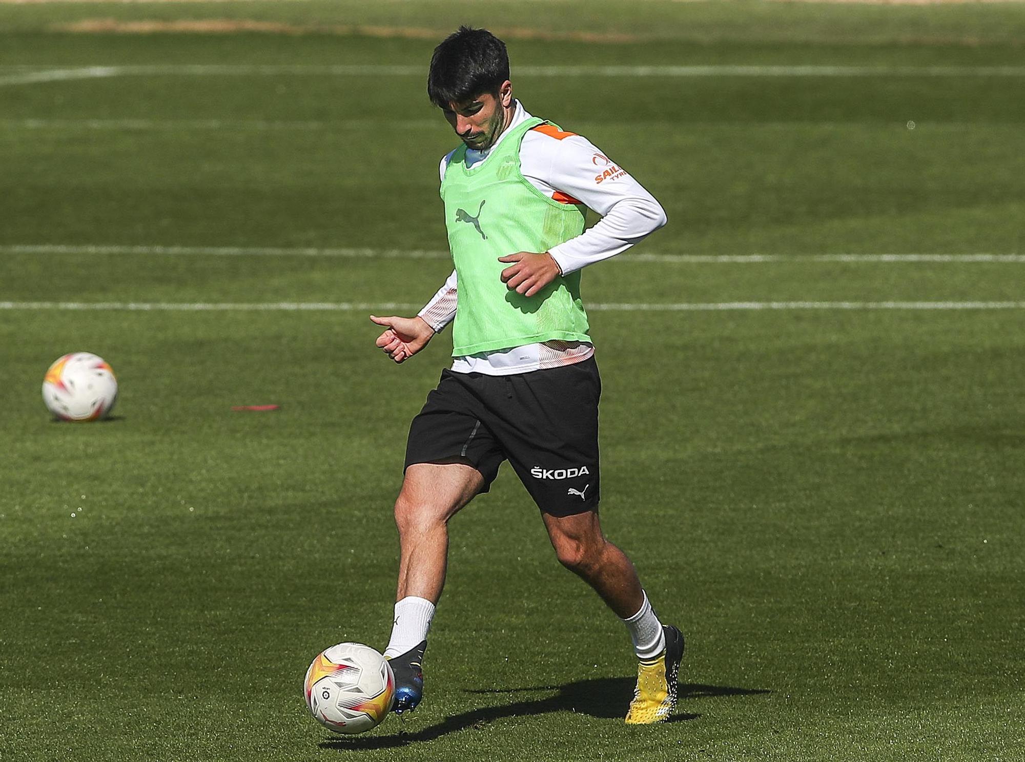 Las imágenes del entrenamiento de hoy del Valencia CF