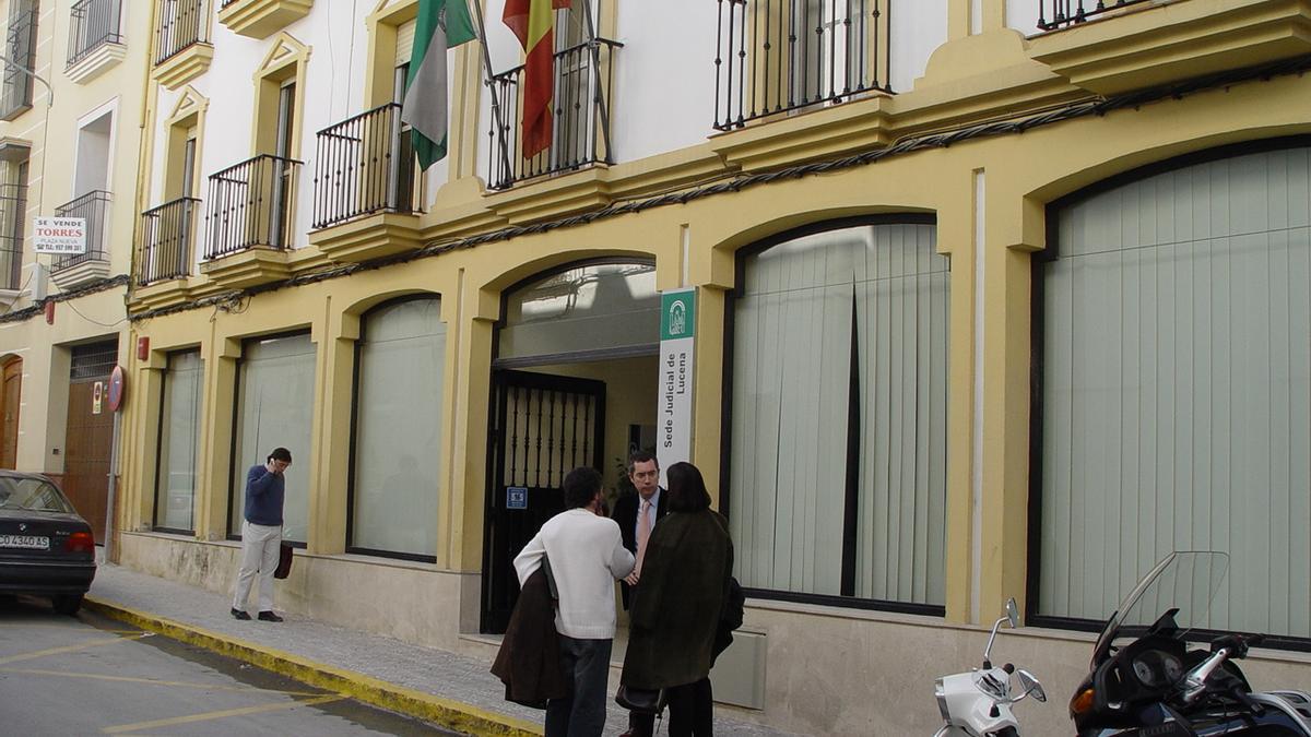 El agente bancario declarará el lunes en la sede judicial de Lucena.