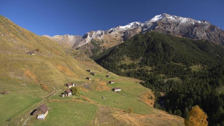 El macizo del Posets, cuarta entrega de los mapas de Huesca