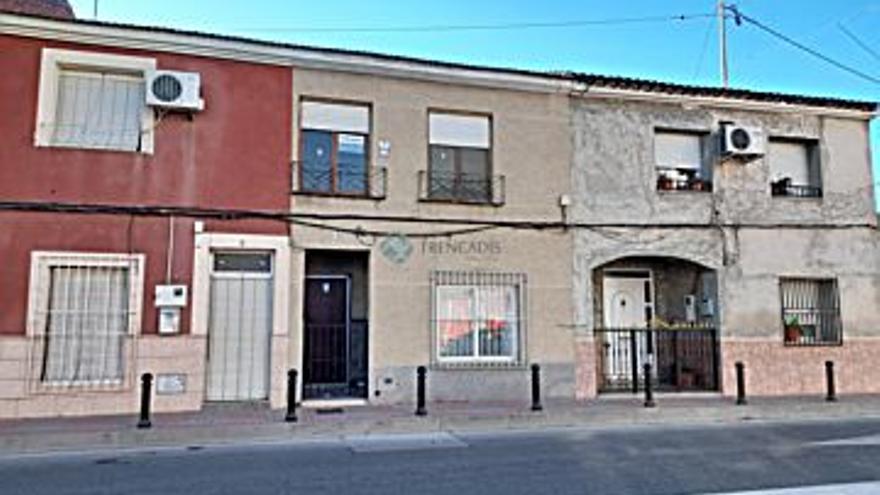 59.000 € Venta de casa en Las Torres de Cotillas 174 m2, 5 habitaciones, 2 baños, 339 €/m2...