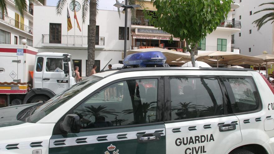 Seguridad en Ibiza: temor entre los comerciantes de Sant Antoni tras más de una decena de robos en apenas un mes