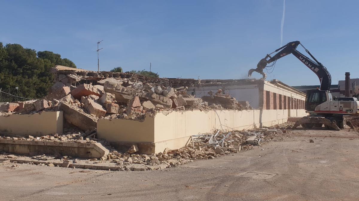 Imagen de un derribo realizado por Magma Gestión Medioambiental.