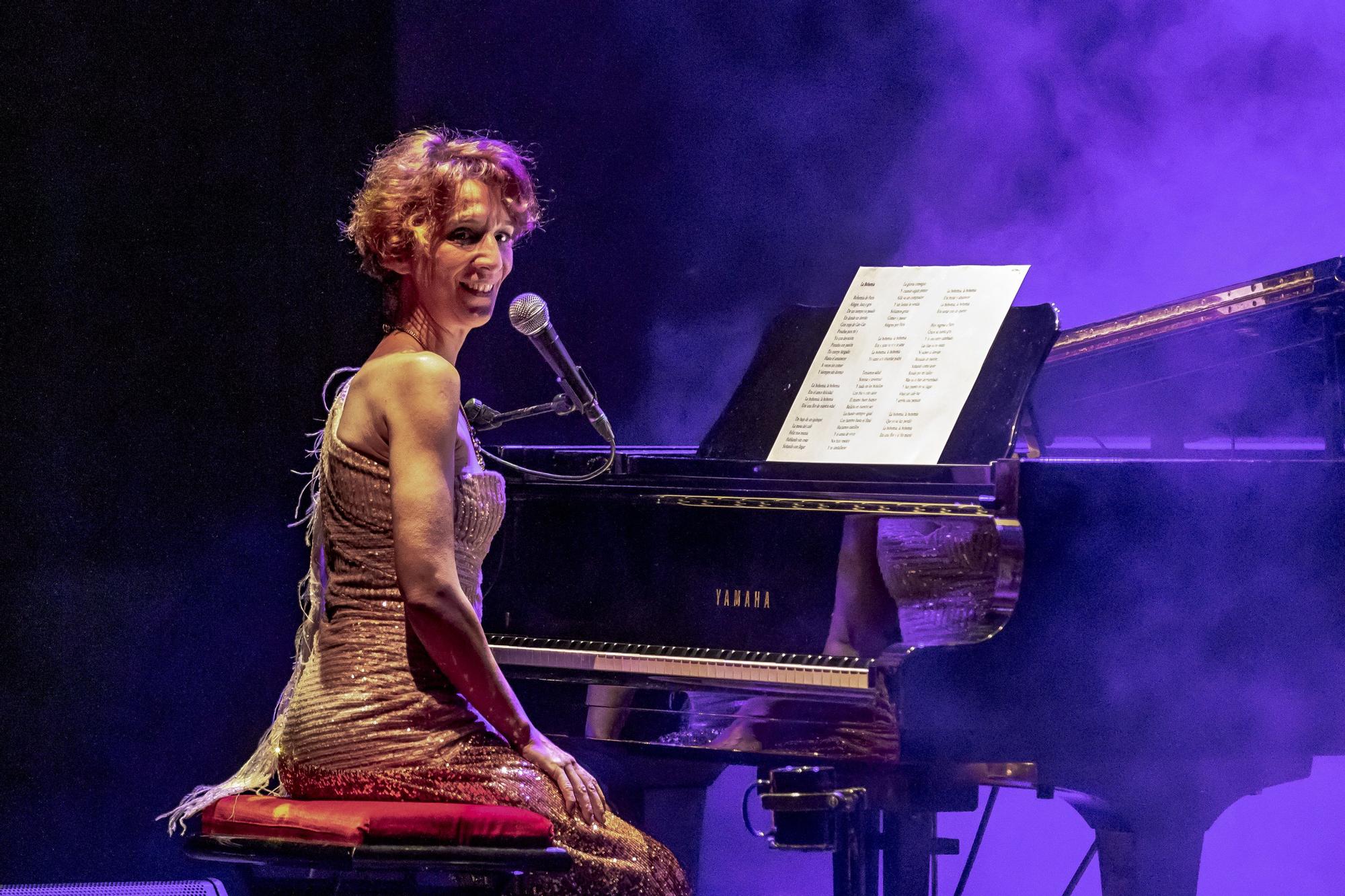 Dulce Pontes reúne a 500 espectadores en la inauguración del Jazz Voyeur Festival