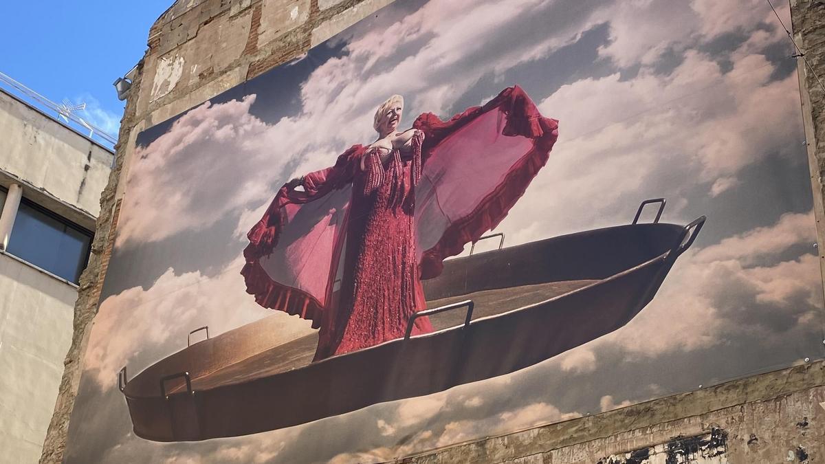Mural dedicat a Rosita Amores, al cor de Ciutat Vella.