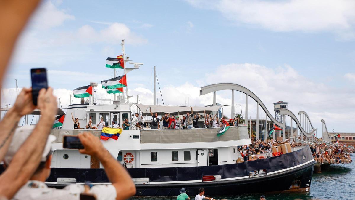 FLOTILLA GAZA BARCELONA | La segunda flotilla con destino a Gaza aplaza la salida desde Barcelona por el mal tiempo