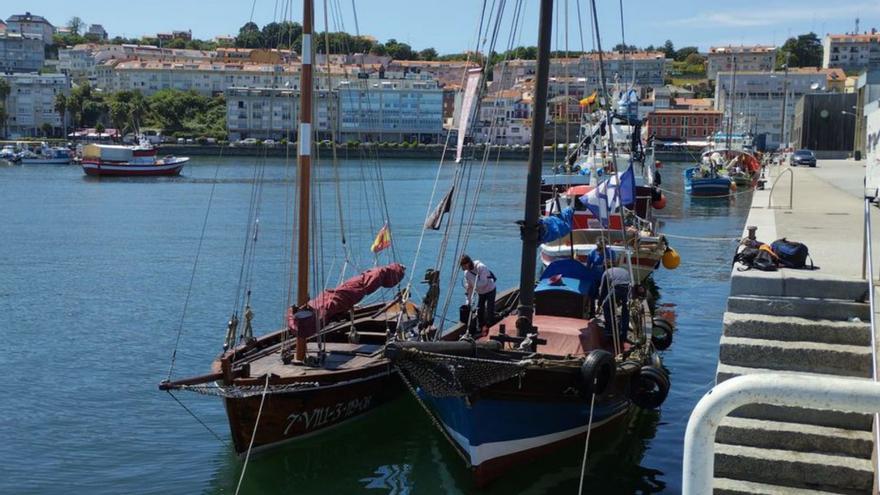 Más de un centenar de barcos se dan cita en Sada en el XVI Encontro de Embarcacións Tradicionais