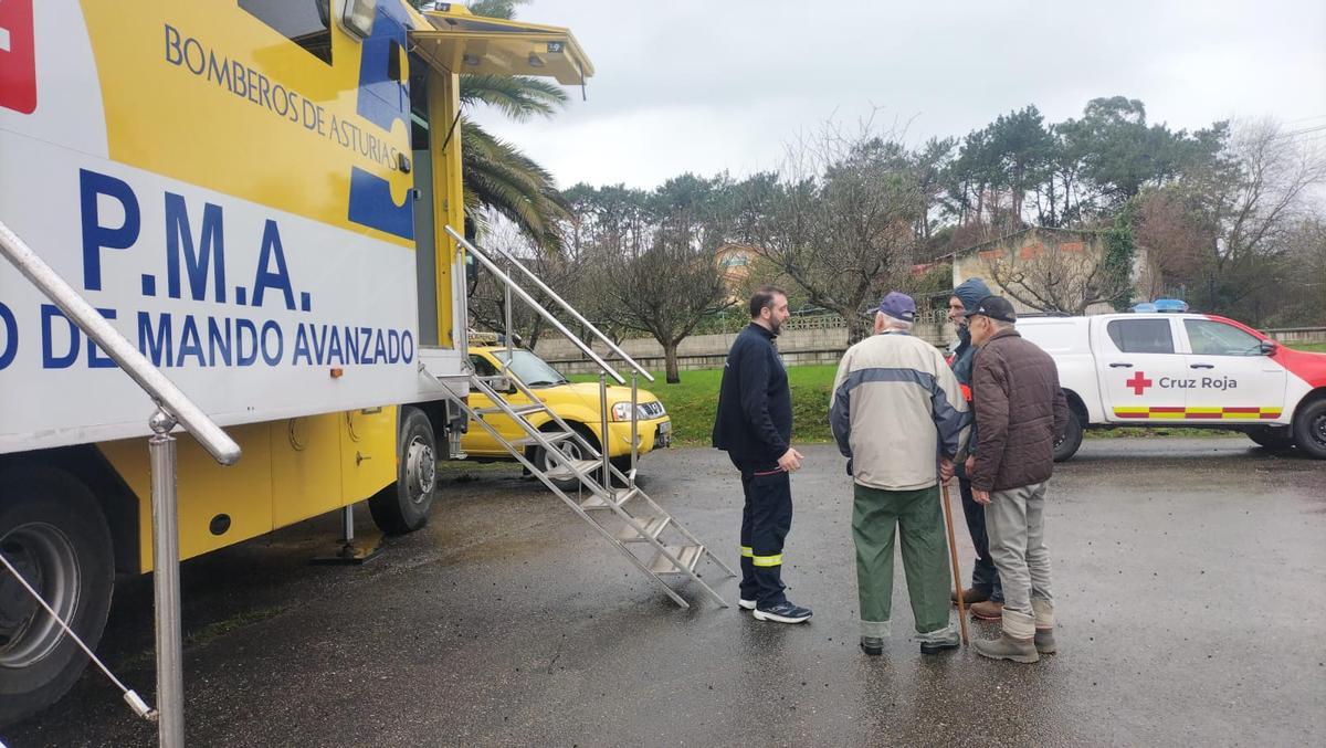 VÍDEO: Buscan a un octogenario en la zona de Cudillero