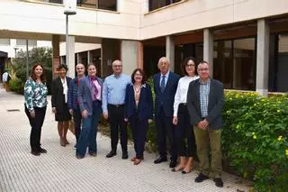 Amparo Navarro hace oficial su candidatura a rectora de la Universidad de Alicante