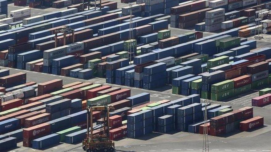 España registró un superávit comercial de 15.100 millones hasta agosto