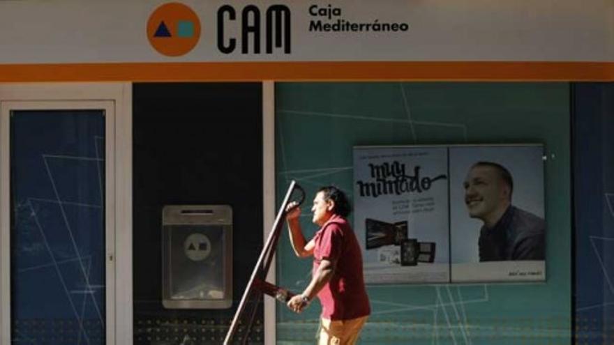 La CAM perdió 2.700 millones en 2011