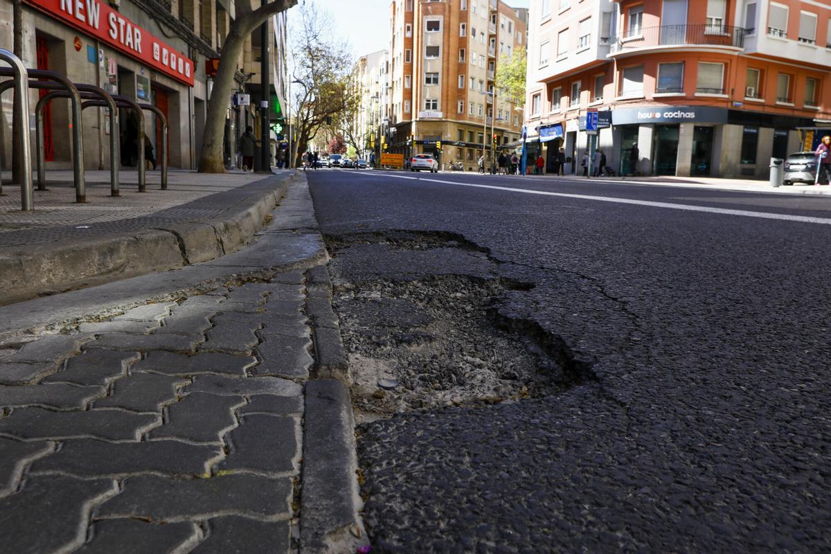 RECURSO SOCAVON CALZADA CALLE HERNAN CORTES
