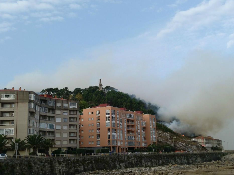 Las llamas se acercan Baiona